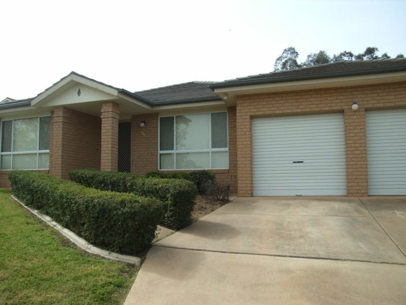 66 McKeown Street, Estella NSW 2650