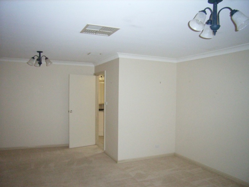 66 McKeown Street, Estella NSW 2650