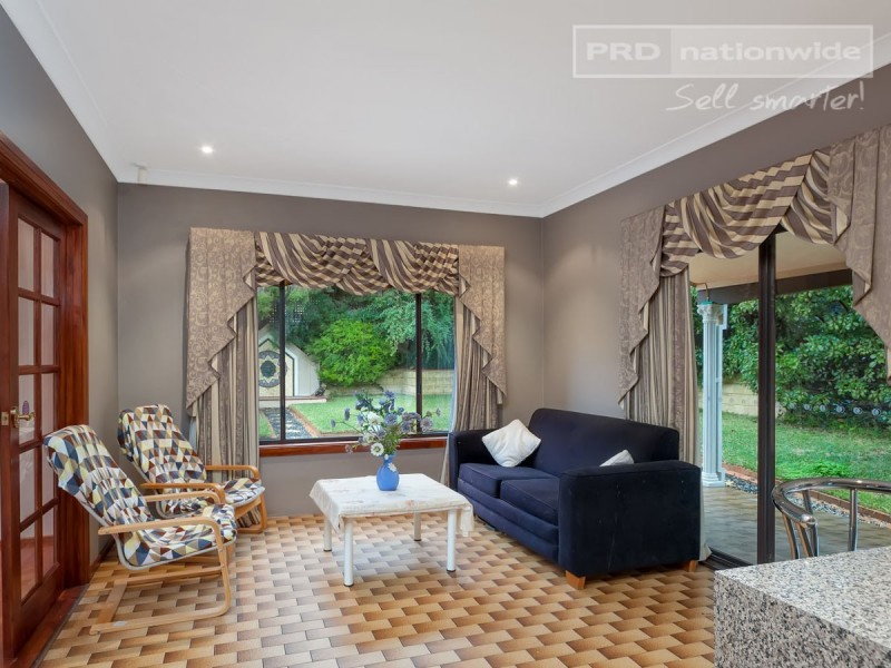 1 Amsterdam Crescent, Tolland NSW 2650