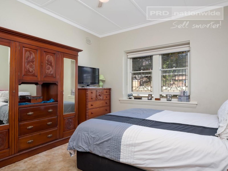 12 Donnelly Avenue, Wagga Wagga NSW 2650