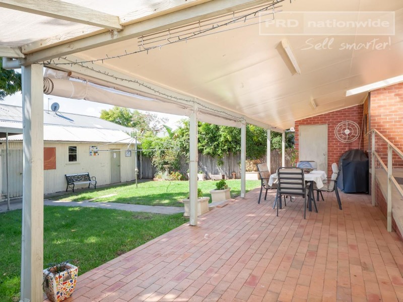 12 Donnelly Avenue, Wagga Wagga NSW 2650