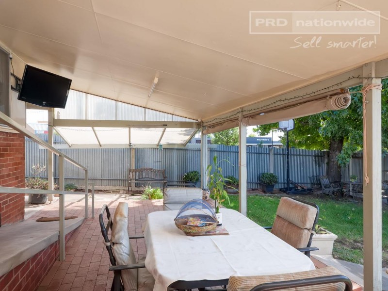 12 Donnelly Avenue, Wagga Wagga NSW 2650