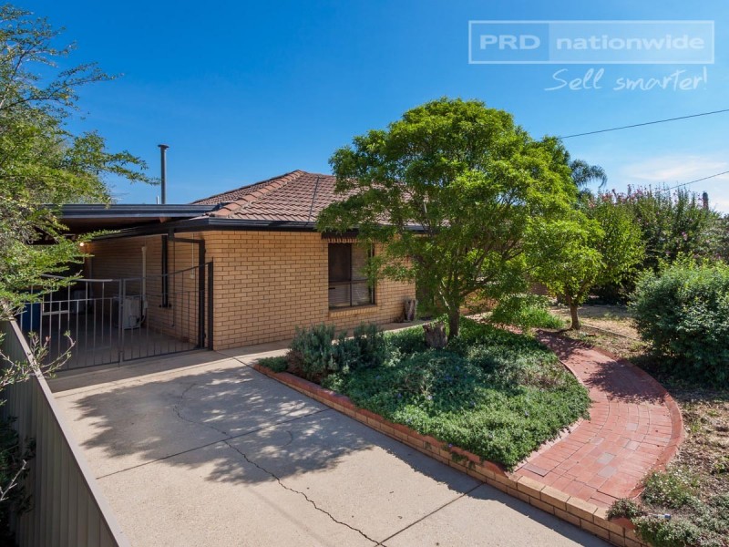 34 Forrest Street, Lake Albert NSW 2650