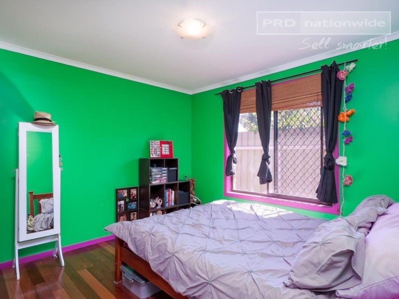 34 Forrest Street, Lake Albert NSW 2650