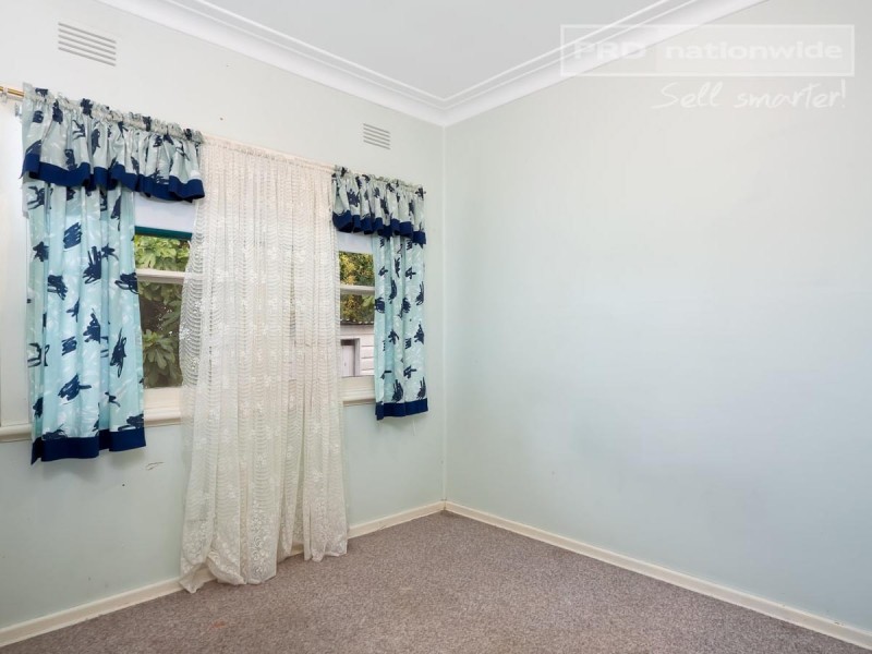 101 Grove Street, Kooringal NSW 2650