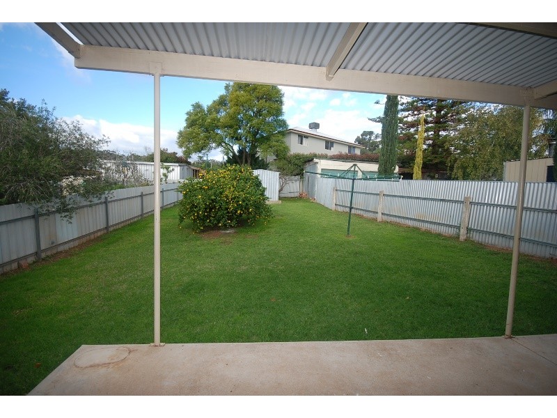 15 Marama Parade, Mount Austin NSW 2650