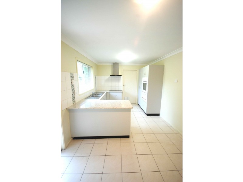 55 Cutler Avenue, Kooringal NSW 2650