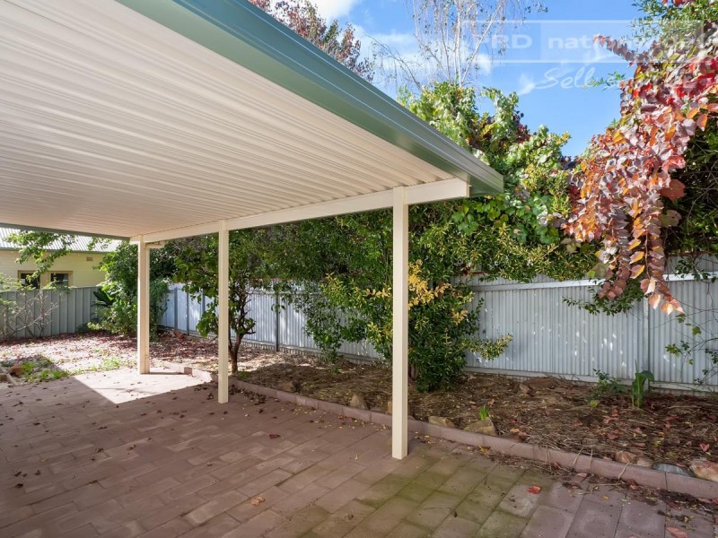 15 Richard Street, Turvey Park NSW 2650