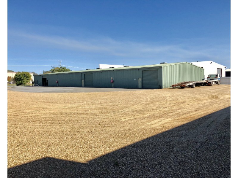 299 Copland Street, Wagga Wagga NSW 2650