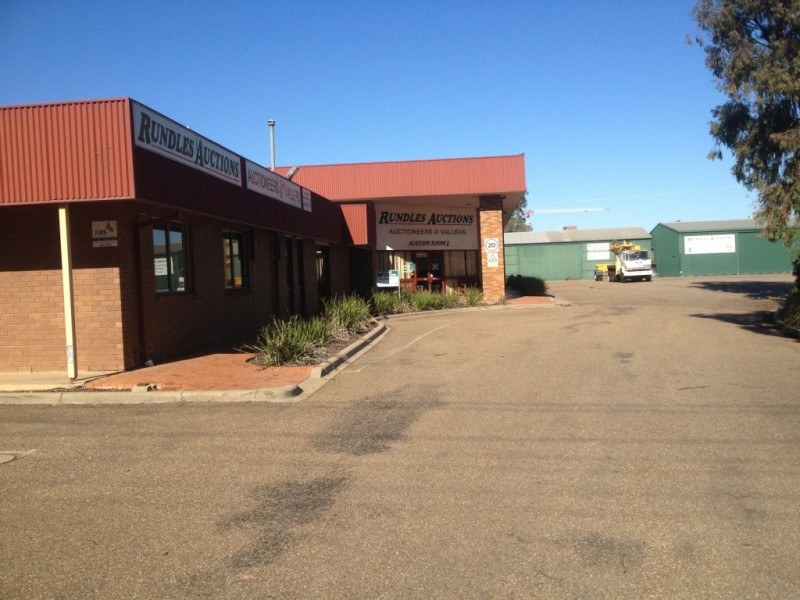 182 Forsyth Street, Wagga Wagga NSW 2650