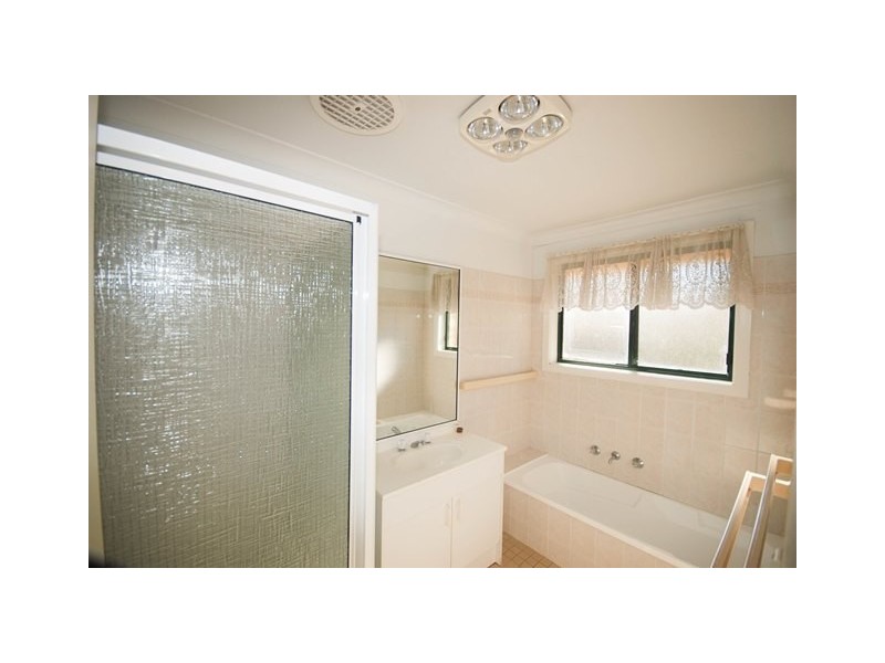 1/3 Travers Street, Wagga Wagga NSW 2650