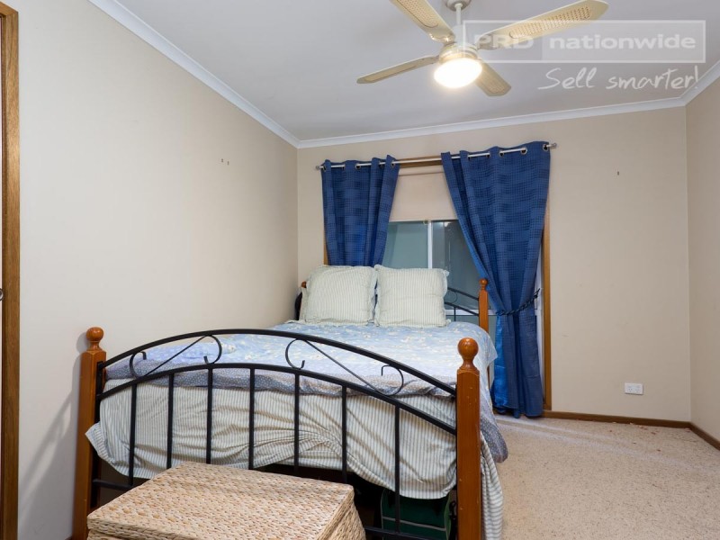 9 Craft Street, Lake Albert NSW 2650