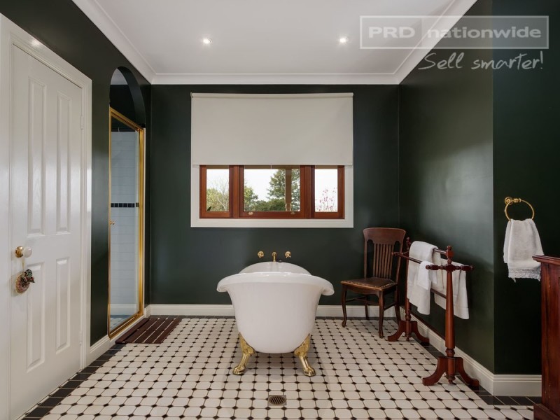 220 Pattersons Road, Wagga Wagga NSW 2650