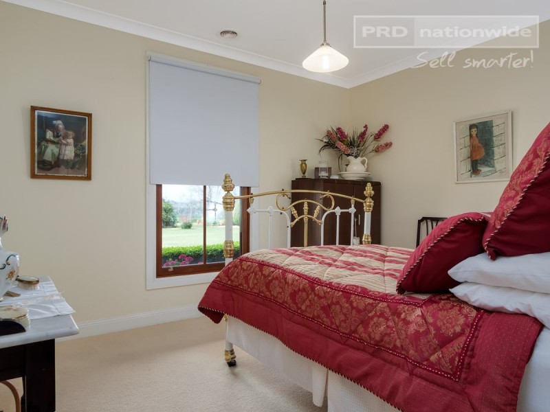 220 Pattersons Road, Wagga Wagga NSW 2650