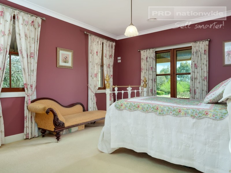 220 Pattersons Road, Wagga Wagga NSW 2650