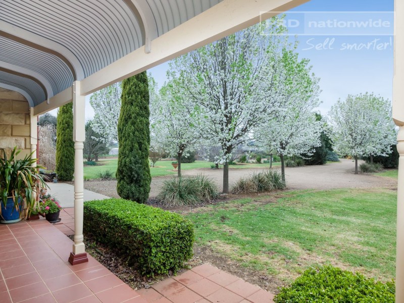 220 Pattersons Road, Wagga Wagga NSW 2650
