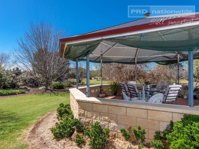 220 Pattersons Road, Wagga Wagga NSW 2650