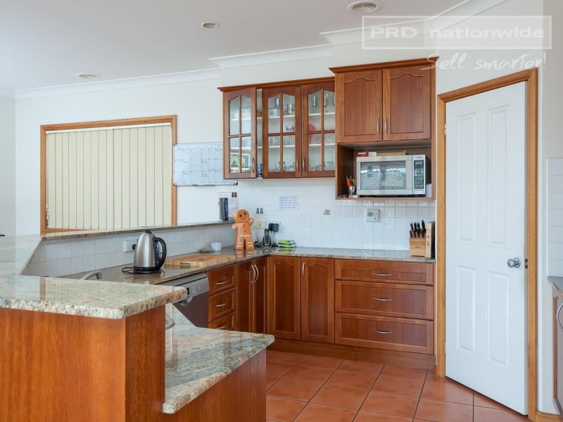 43 Tamar Drive, Tatton NSW 2650