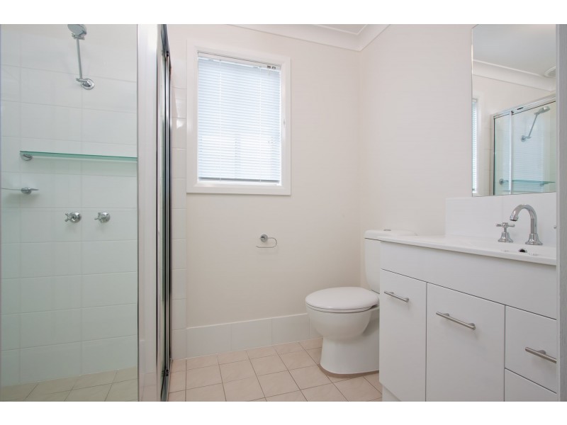 9B John Street, Kooringal NSW 2650