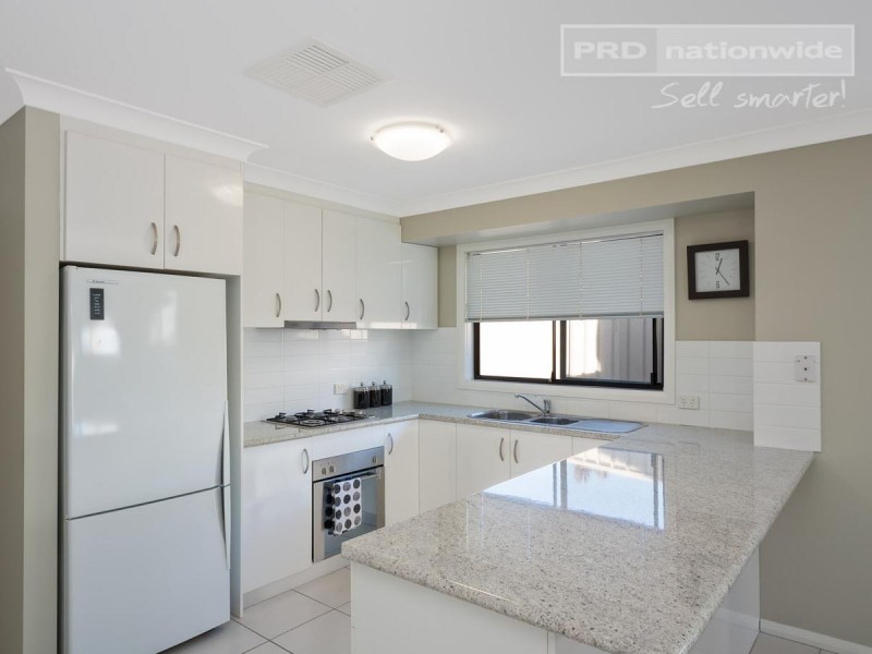 54 Mima Street, Glenfield Park NSW 2650