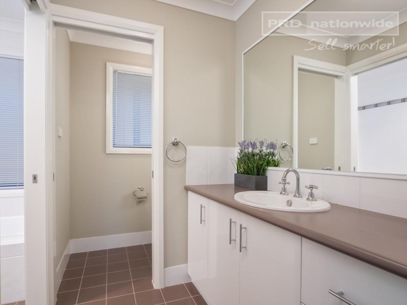54 Mima Street, Glenfield Park NSW 2650