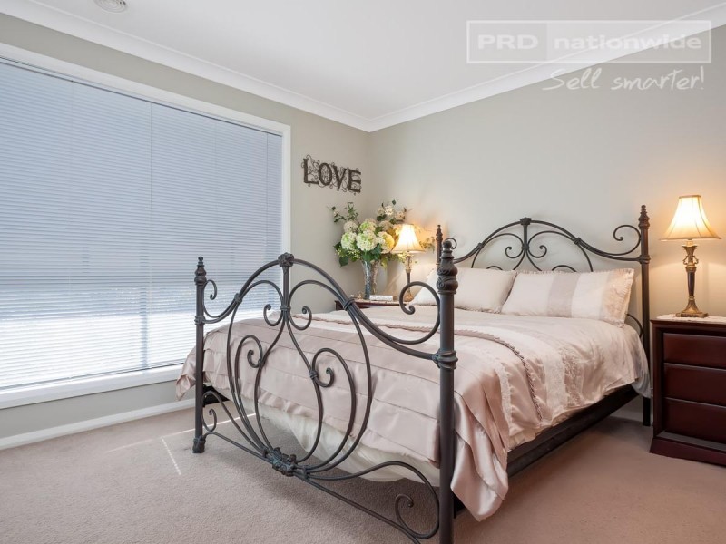 54 Mima Street, Glenfield Park NSW 2650