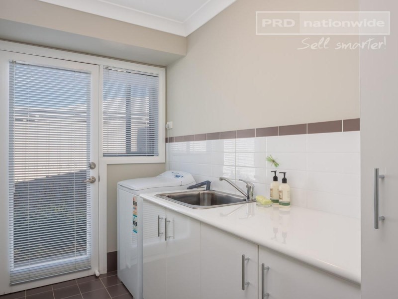54 Mima Street, Glenfield Park NSW 2650