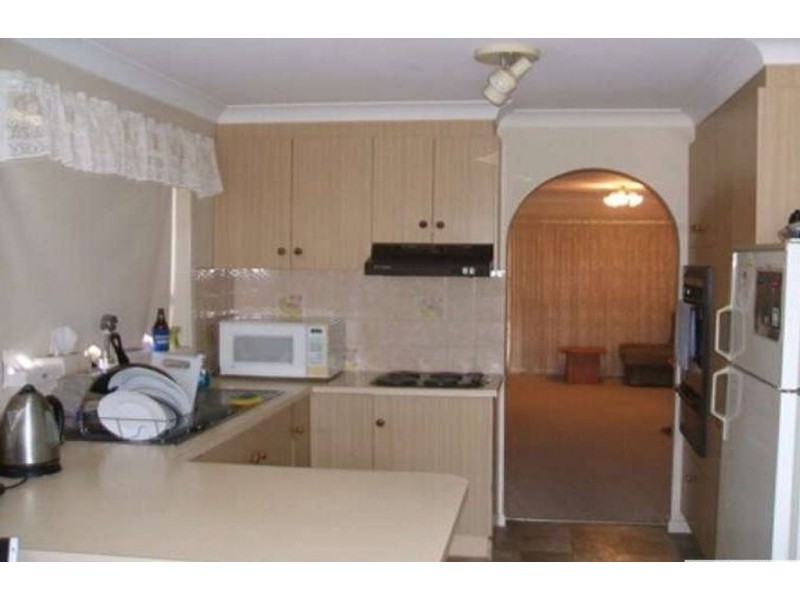 118 Undurra Drive, Glenfield Park NSW 2650