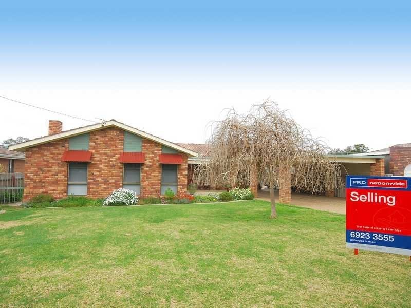 23 Gregory Crescent, Lake Albert NSW 2650