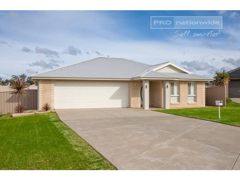 9 Yulong Street, Glenfield Park NSW 2650