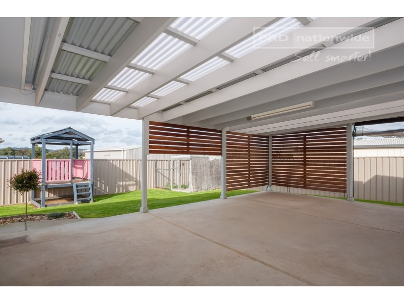 9 Yulong Street, Glenfield Park NSW 2650