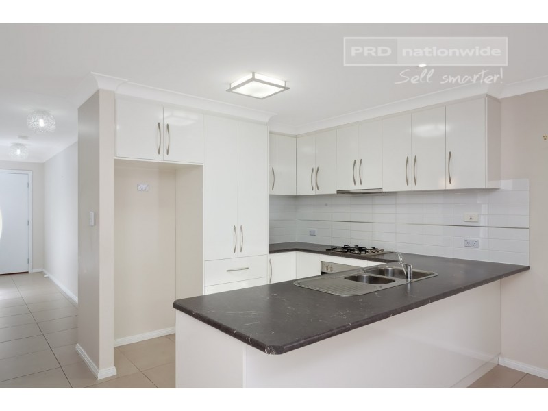 9 Yulong Street, Glenfield Park NSW 2650