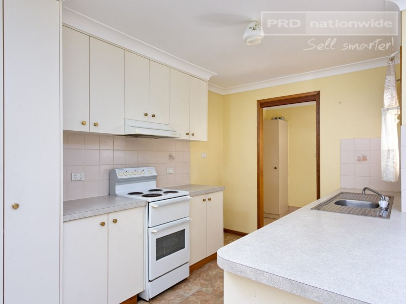 8 Juniper Place, Forest Hill NSW 2651