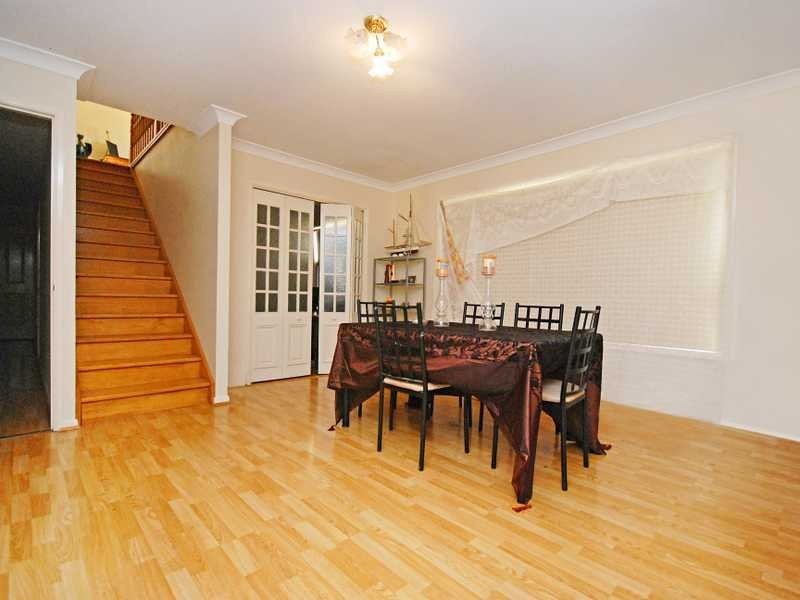 2 Kaldari Crescent, Glenfield Park NSW 2650