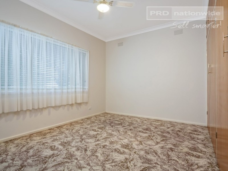 50 Walteela Avenue, Mount Austin NSW 2650