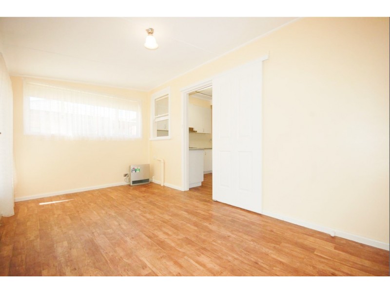 122 Meadow Street, Kooringal NSW 2650