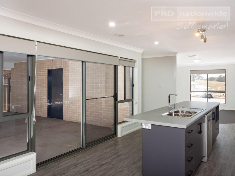 1 Watson Boulevard, Lloyd NSW 2650