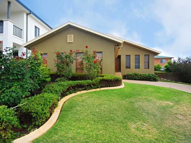 6 Merong Place, Bourkelands NSW 2650
