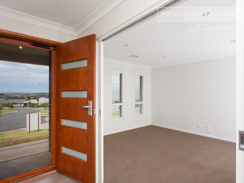 19 Yandee Place, Estella NSW 2650