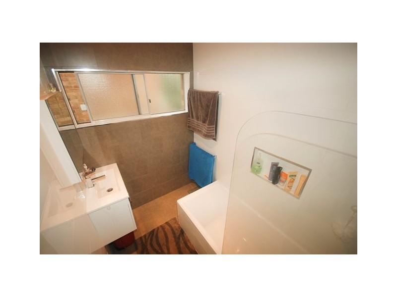 63 Warrawong Street, Kooringal NSW 2650