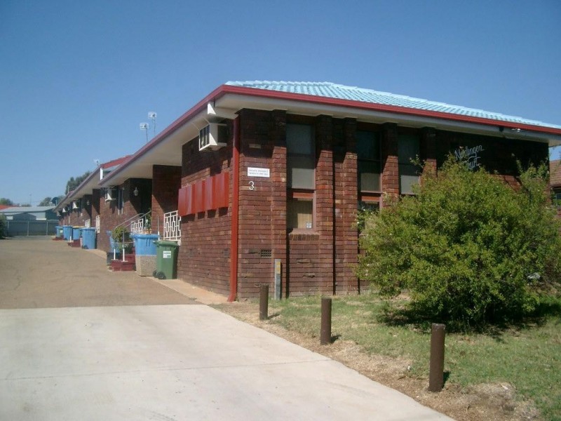 5/3 Nordlingen Drive, Tolland NSW 2650