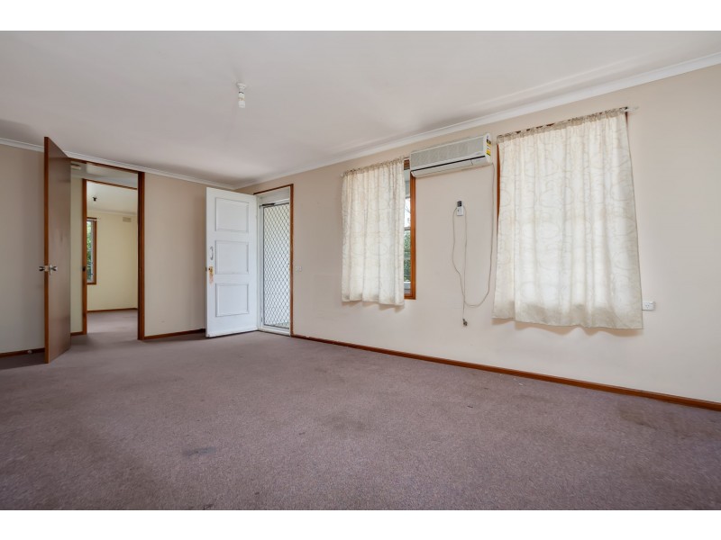 42 Blakemore Street, Ashmont NSW 2650