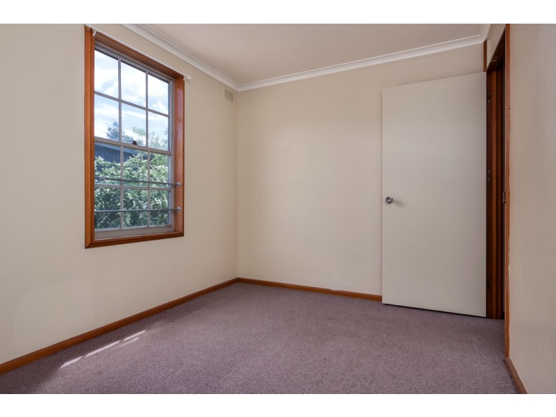 42 Blakemore Street, Ashmont NSW 2650