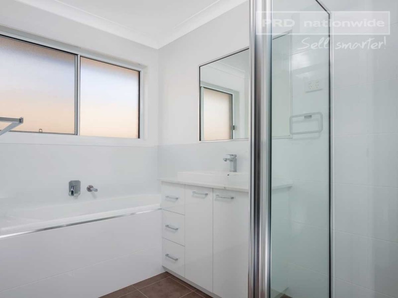 71 Lingiari Drive, Lloyd NSW 2650