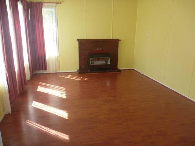 152 Macleay Street, Mount Austin NSW 2650
