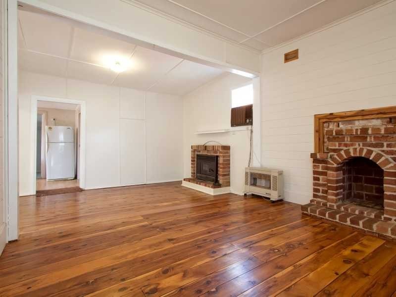 23 Collins Street, Wagga Wagga NSW 2650