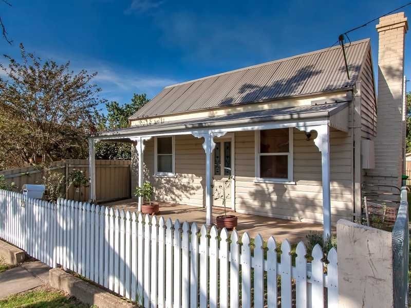 23 Collins Street, Wagga Wagga NSW 2650