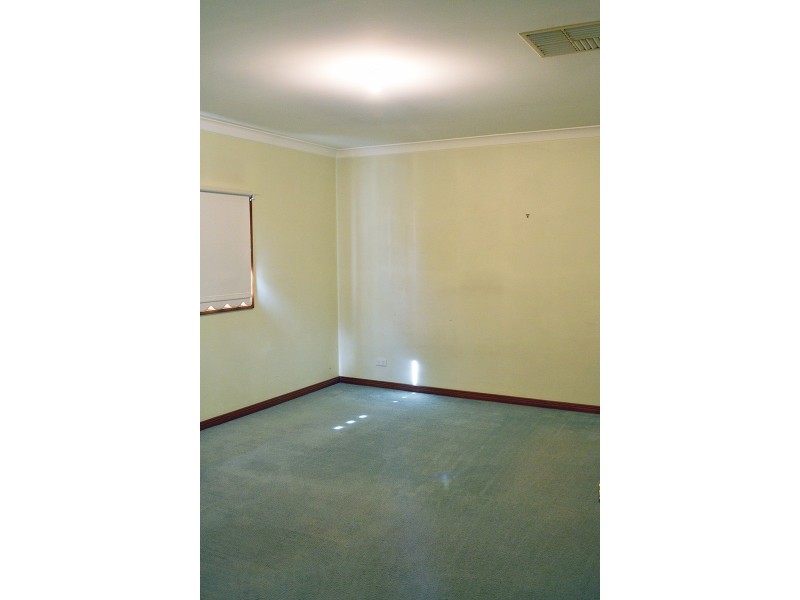 2a Sullivan Street, Wagga Wagga NSW 2650