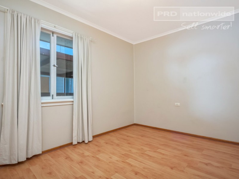 41 Chifley Crescent, Wagga Wagga NSW 2650