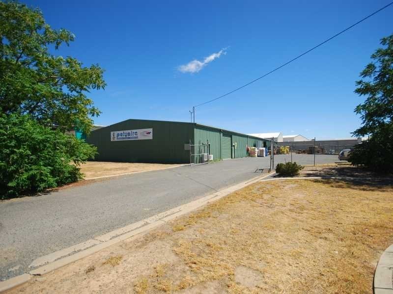 1/299 Copland Street, Wagga Wagga NSW 2650